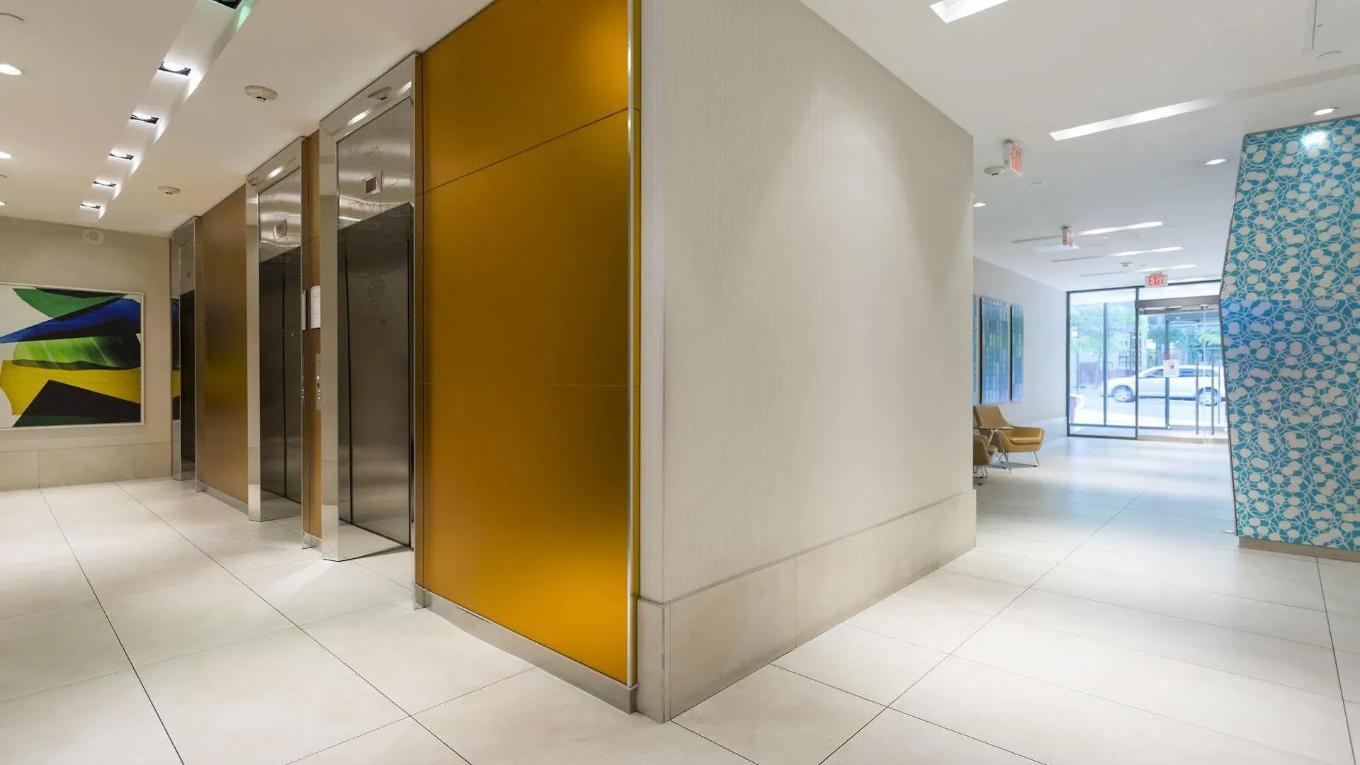 Luxury On Bay St. Apartment Toronto Canada