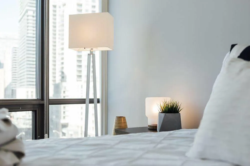 Luxury On Bay St. Apartment Toronto