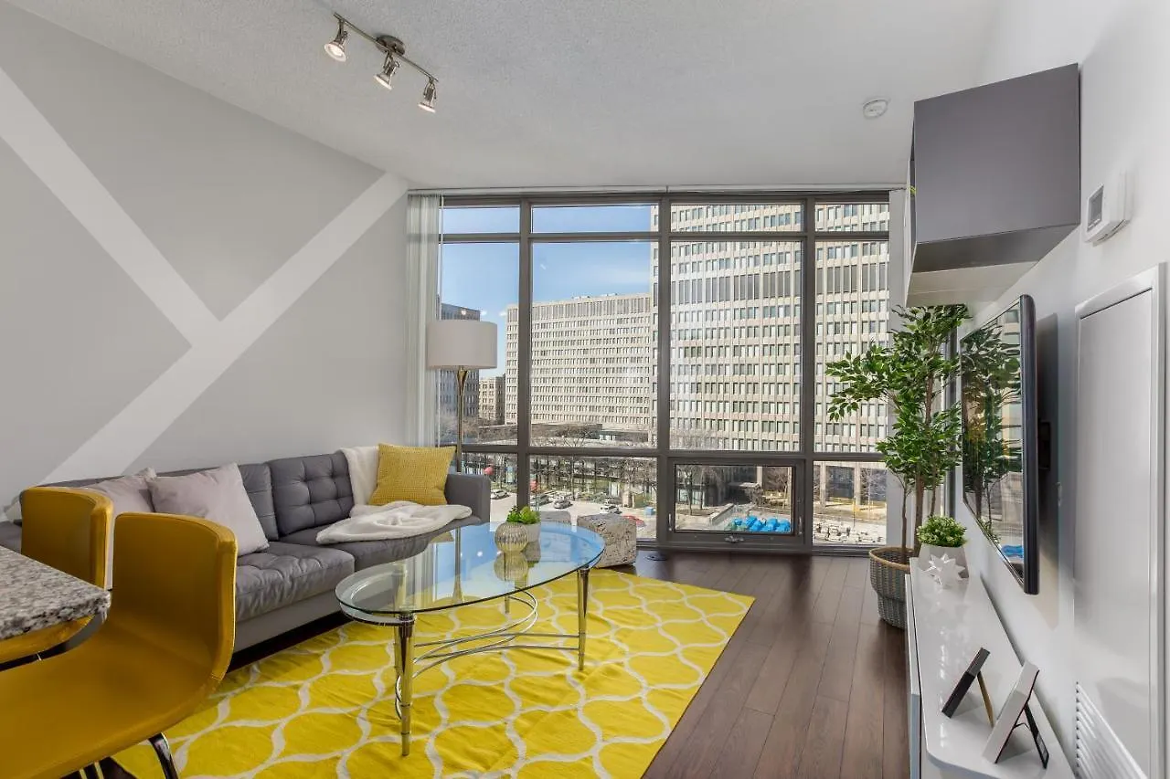 Appartamento Luxury On Bay St. Toronto